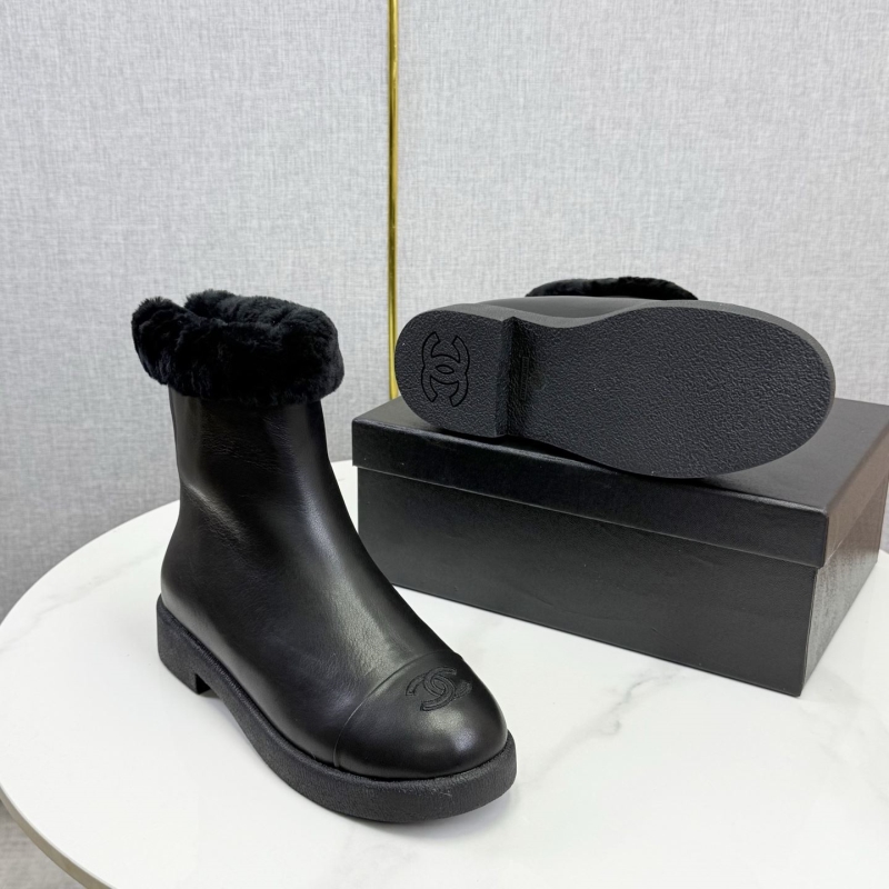 Ch**el boots